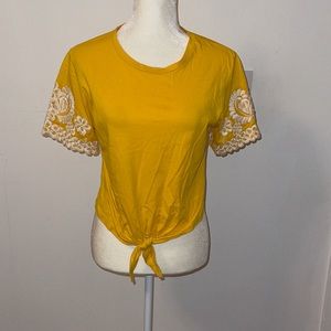 Miss Selfridge shirt in Yellow size 08